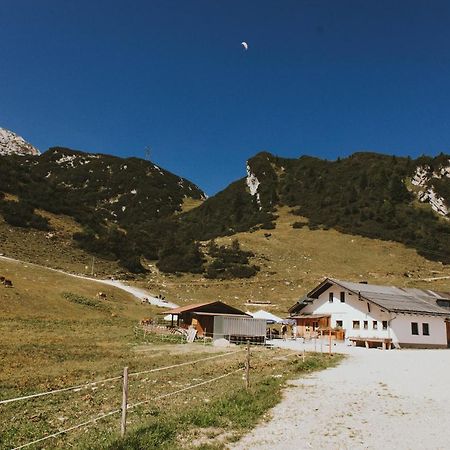 Hochalm-Premium-Campingfass Auf 1705 M, No Car Access Garmisch-Partenkirchen Ngoại thất bức ảnh